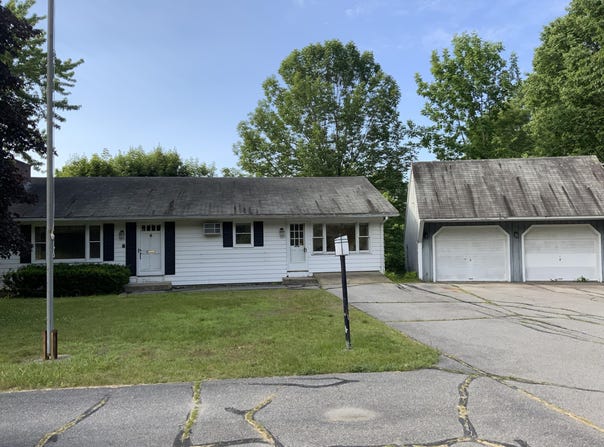 118 Lewiston Road, West Gardiner, ME 04345