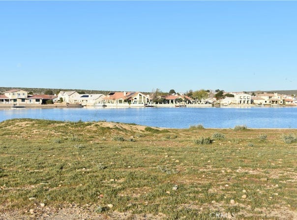 26456 Blue Water, Helendale, CA 92342