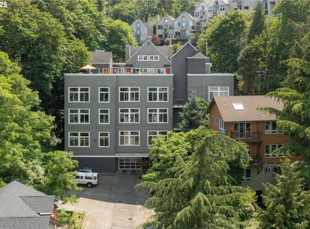 1910 SW 18TH AVE, Portland, OR 97201