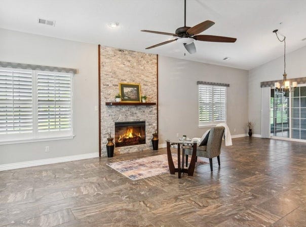 208 Rue De Villas Circle, Branson, MO 65616