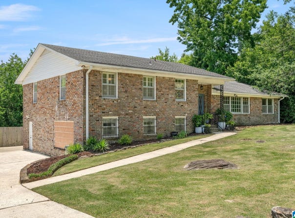 1825 CEDARWOOD ROAD, VESTAVIA HILLS, AL 35216