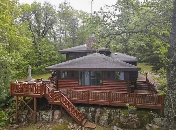 13852 LAKE SHORE Lane, MOUNTAIN, WI 54149