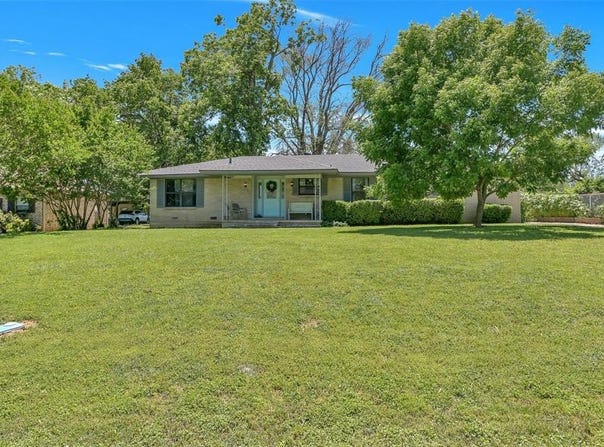 309 School House Road, Paradise, TX 76073