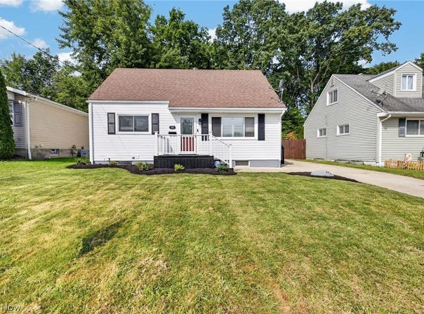 558 Alaho Street, Akron, OH 44305