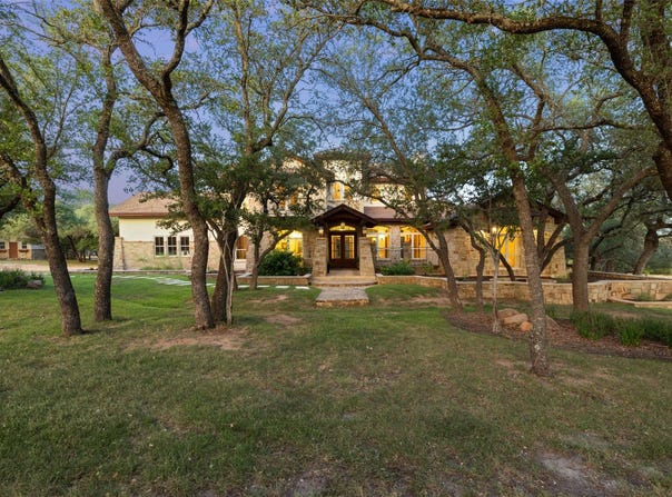 23923 Tres Coronas DR, Spicewood, TX 78669