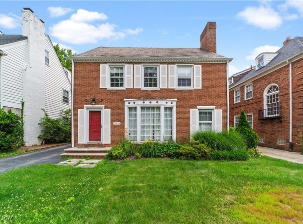 19609 Winslow Road, Shaker Heights, OH 44122