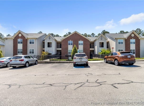 124 Gallery Drive unit: 302, Spring Lake, NC 28390