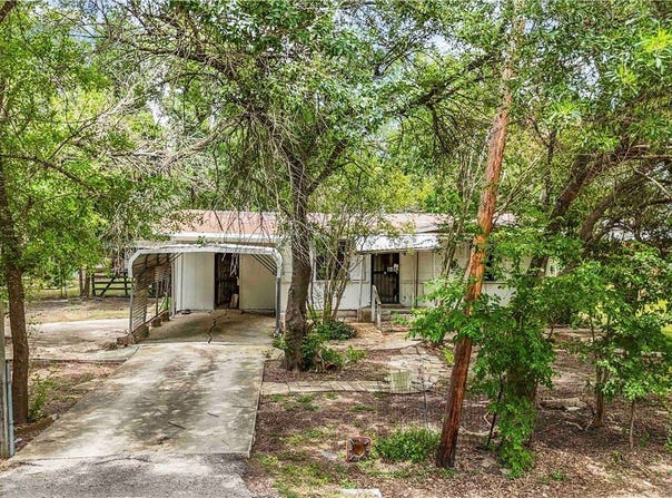 137 Columbia Circle, San Marcos, TX 78666