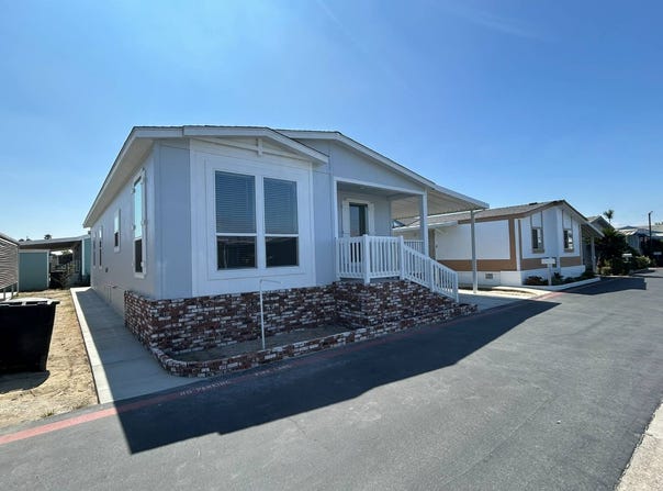 3050 West Ball Rd., Anaheim, CA 92804