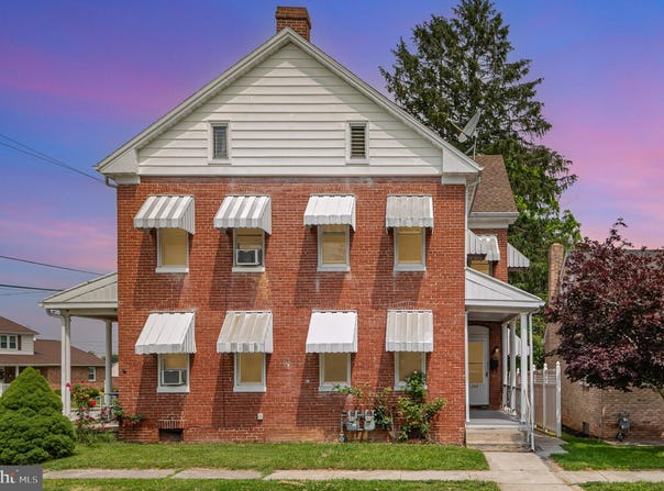 303 RIDGE, MCSHERRYSTOWN, PA 17344