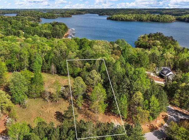 467 Overlook Drive, Fair Play, SC 29643