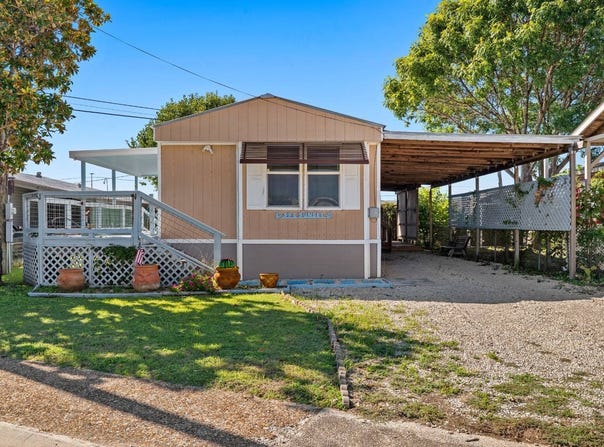 39 E Sunset, Kerrville, TX 78028