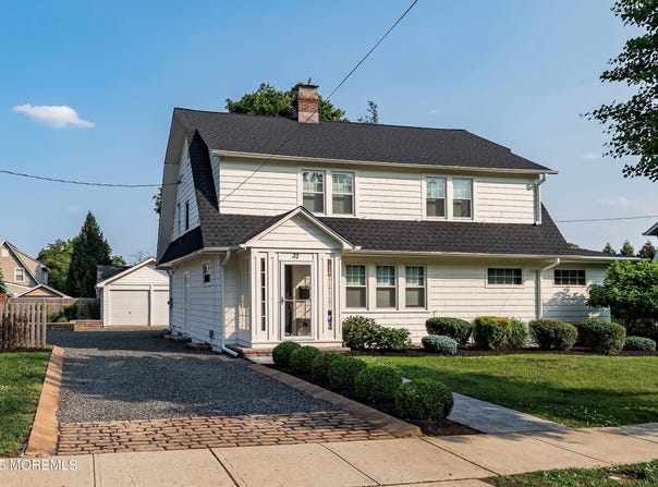 32 Woodbine Avenue, Little Silver, NJ 07739
