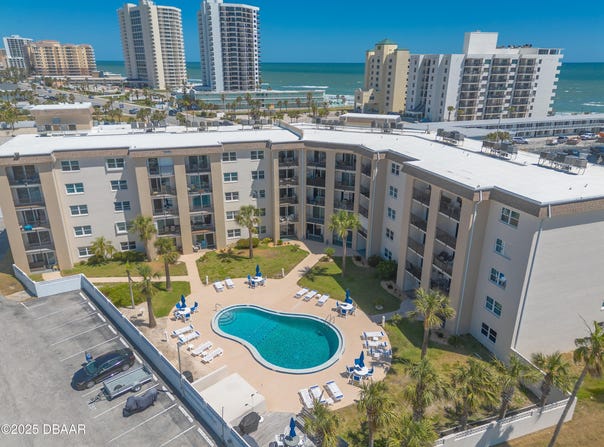2626 S Atlantic Avenue, Daytona Beach, FL 32118