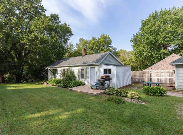 2807 9TH Avenue, Moline, IL 61265-1507