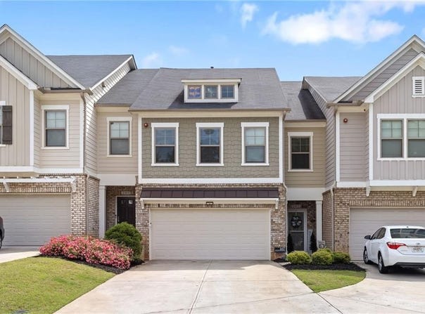 207 Magnolia Creek Way, Woodstock, GA 30188