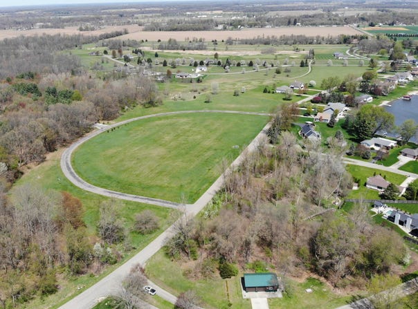V/L Raintree, Sturgis, MI 49091