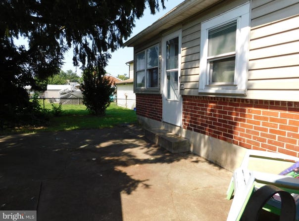 426 WYOMING AVENUE, HAGERSTOWN, MD 21740