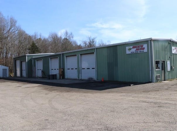 1007 S Main, Blackstone, VA 23824