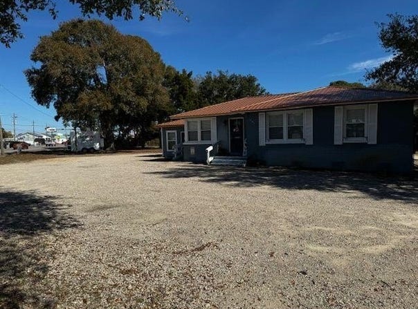 251 NE Eglin Parkway, Fort Walton Beach, FL 32547