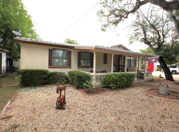 810 Irene Drive, Kerrville, TX 78028