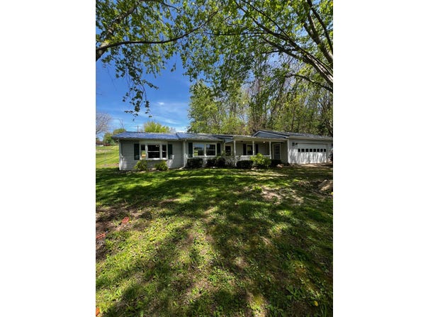 3388 W Harmony Parkway, Connersville, IN 47331-8726