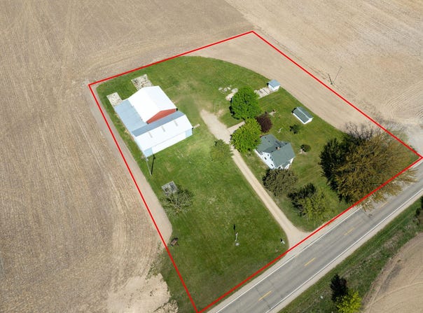 11103 N Luce Road, Alma, MI 48801