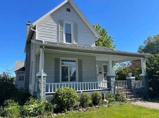 852 E. Walnut Street, Nappanee, IN 46550