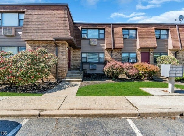 1133 Livingston Ave, North Brunswick Twp., NJ 08902
