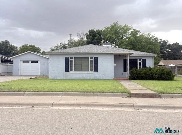 908 S FIFTH St, Artesia, NM 88210