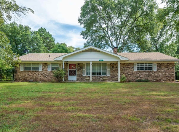 2857 Chestnut Drive, Bismarck, AR 71929