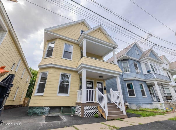 39 Fehr Avenue, Schenectady, NY 12304