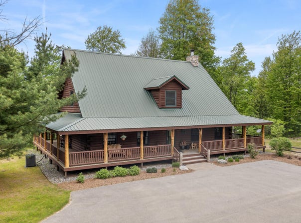18090 Read Road, Copemish, MI 49625