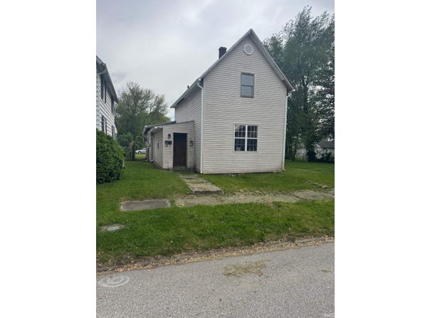 309 Loveland Avenue, Peru, IN 46970