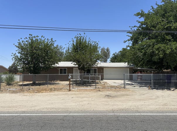 10557 E Avenue S, Littlerock, CA 93543