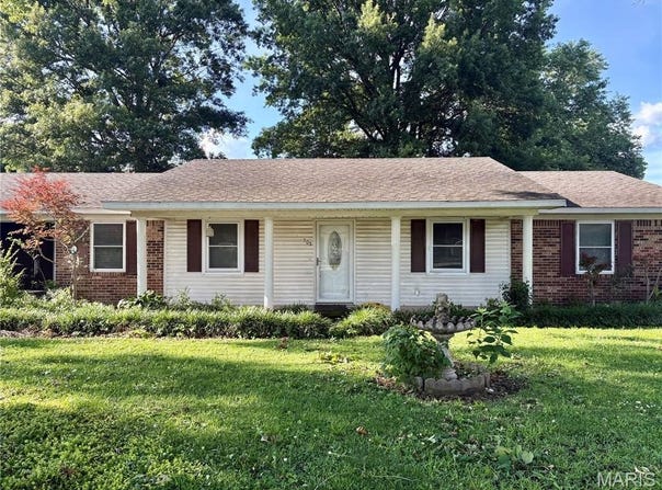 305 Manor, Steele, MO 63877