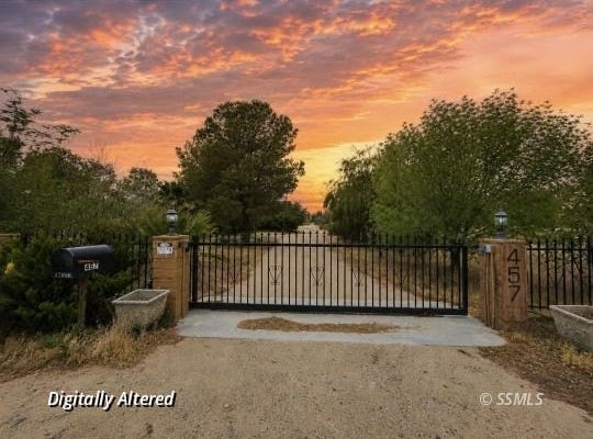 457 Phillips, Ridgecrest, CA 93555