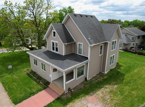 627 S Madison Street, Lancaster, WI 53813