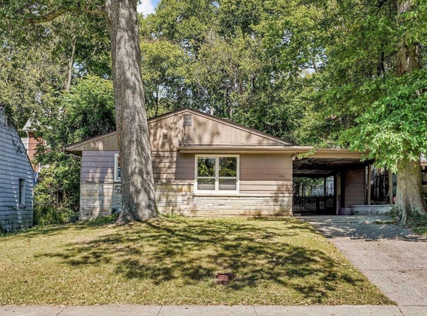 1033 E Maxwell Lane, Bloomington, IN 47401