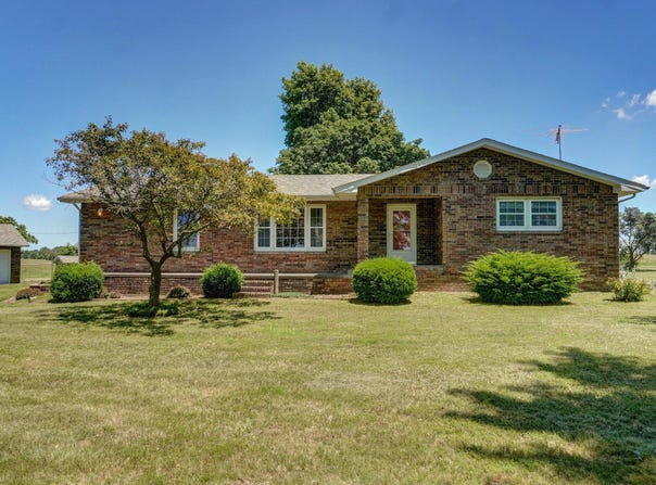 13762 State Highway Z, Verona, MO 65769