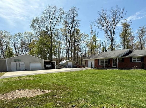 7201 New Columbia Road, Campbellsville, KY 42718