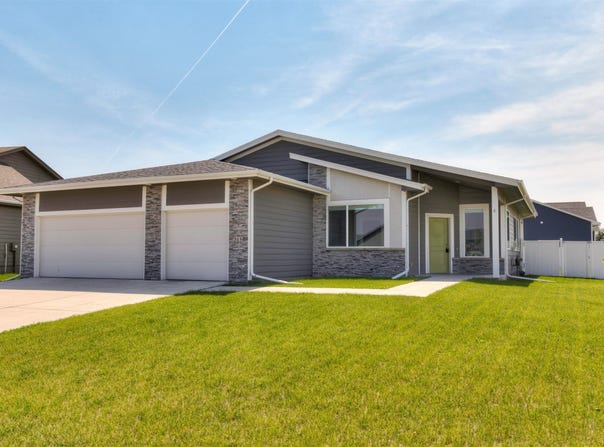 315 NW Gracewood Drive, Waukee, IA 50263