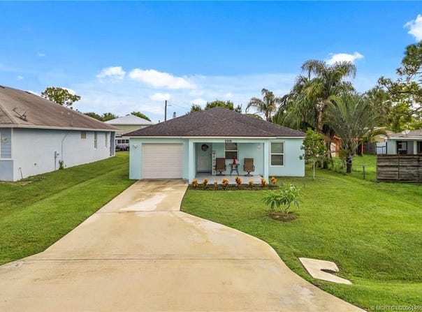 2919 SE Cypress Street, Stuart, FL 34997