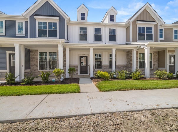 13145 Carolina Street, Crown Point, IN 46307