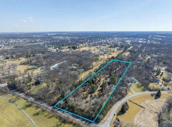 4525 W 113th Avenue, Crown Point, IN 46307