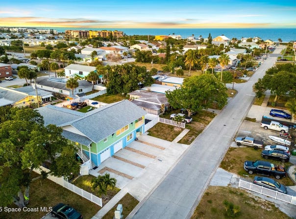 422 Jefferson Avenue, Cape Canaveral, FL 32920
