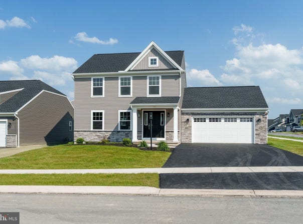 196 BUCK MOTH WAY, PORT MATILDA, PA 16870
