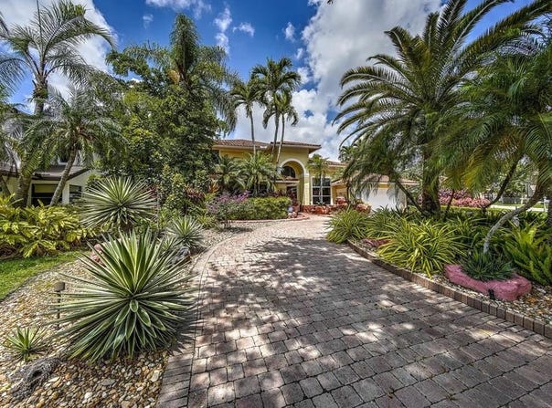 521 NW 107th Ave, Plantation, FL 33324