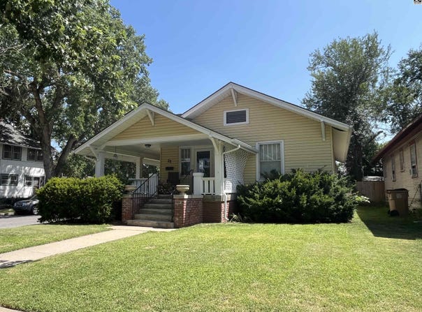 23 E 16th Ave, Hutchinson, KS 67501