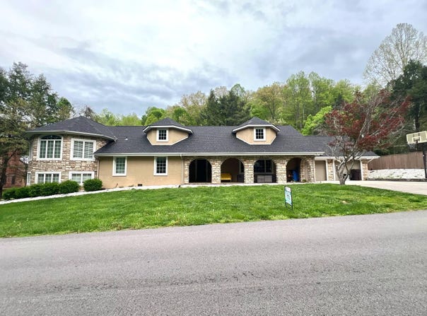 131 Woodland Hills, Harlan, KY 40831